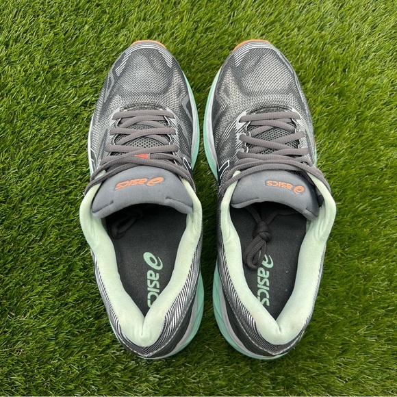 Asics Gel Nimbus Womens Size 9.5 Running Shoes Carbon White Coral - Picture 7 of 10